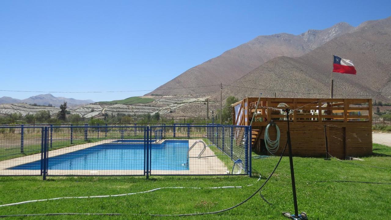 Cabanas Vicuna Cielo De Peralillo - Valle De Elqui Exteriör bild