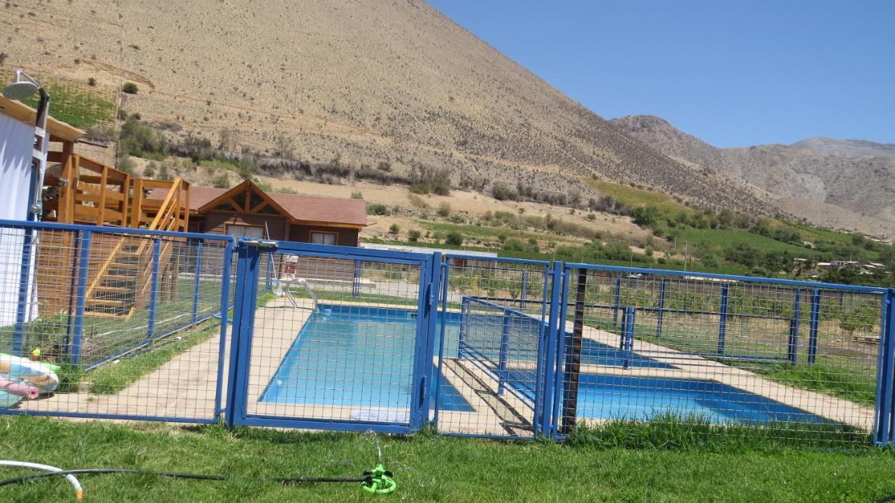 Cabanas Vicuna Cielo De Peralillo - Valle De Elqui Exteriör bild
