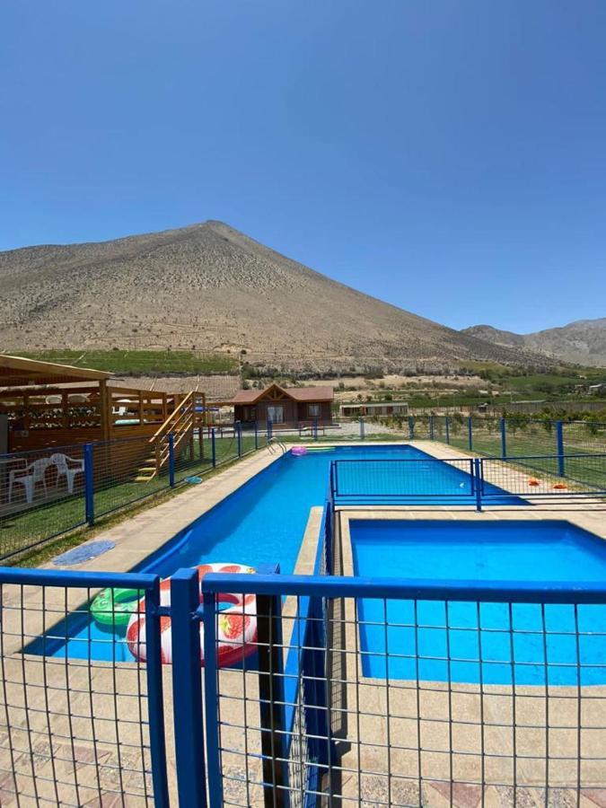 Cabanas Vicuna Cielo De Peralillo - Valle De Elqui Exteriör bild